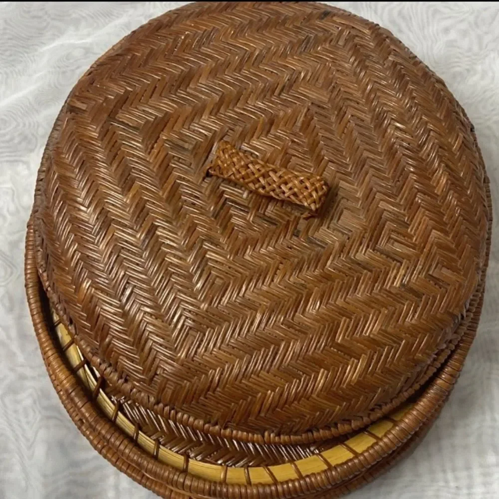 VTG, Mid Century Handcrafted Brown Woven Wicker Rattan Storage Basket with Lid